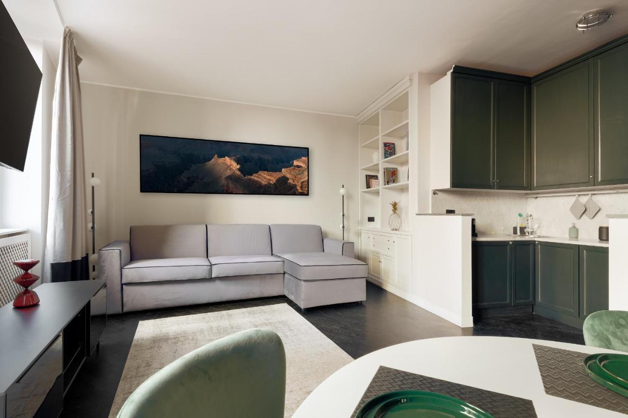 Hl Luxury Duomo Apartment - Via Torino, Montenapoleone Milaan Buitenkant foto