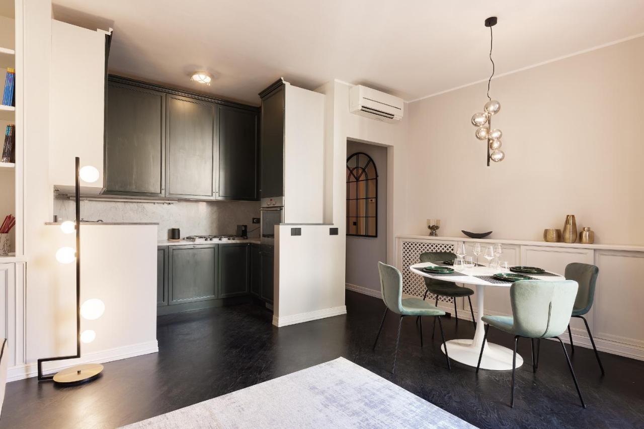 Hl Luxury Duomo Apartment - Via Torino, Montenapoleone Milaan Buitenkant foto